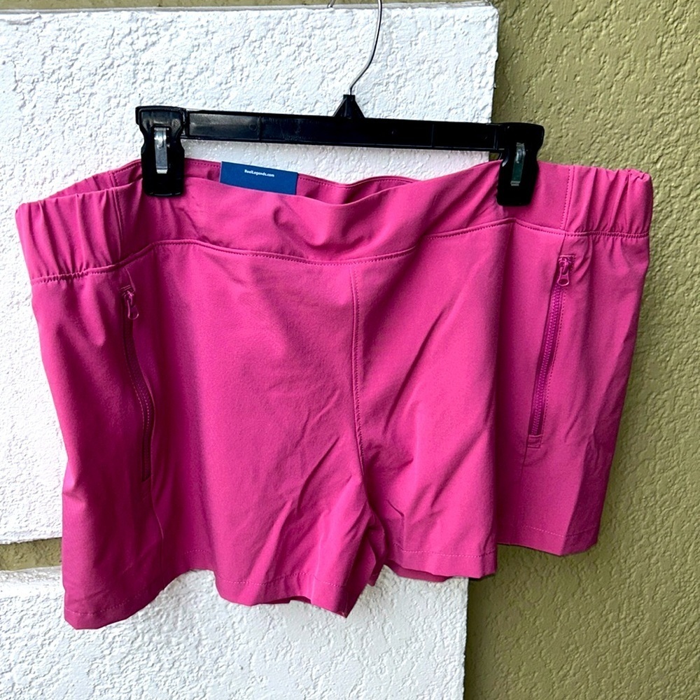 Reel Legends Offshore Performance Outfitters shorts